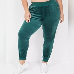 LIVI Velour Jogger Green Lane Bryant (18/20) NWT